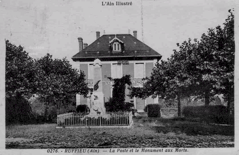 Ruffieu - Monument Aux Morts